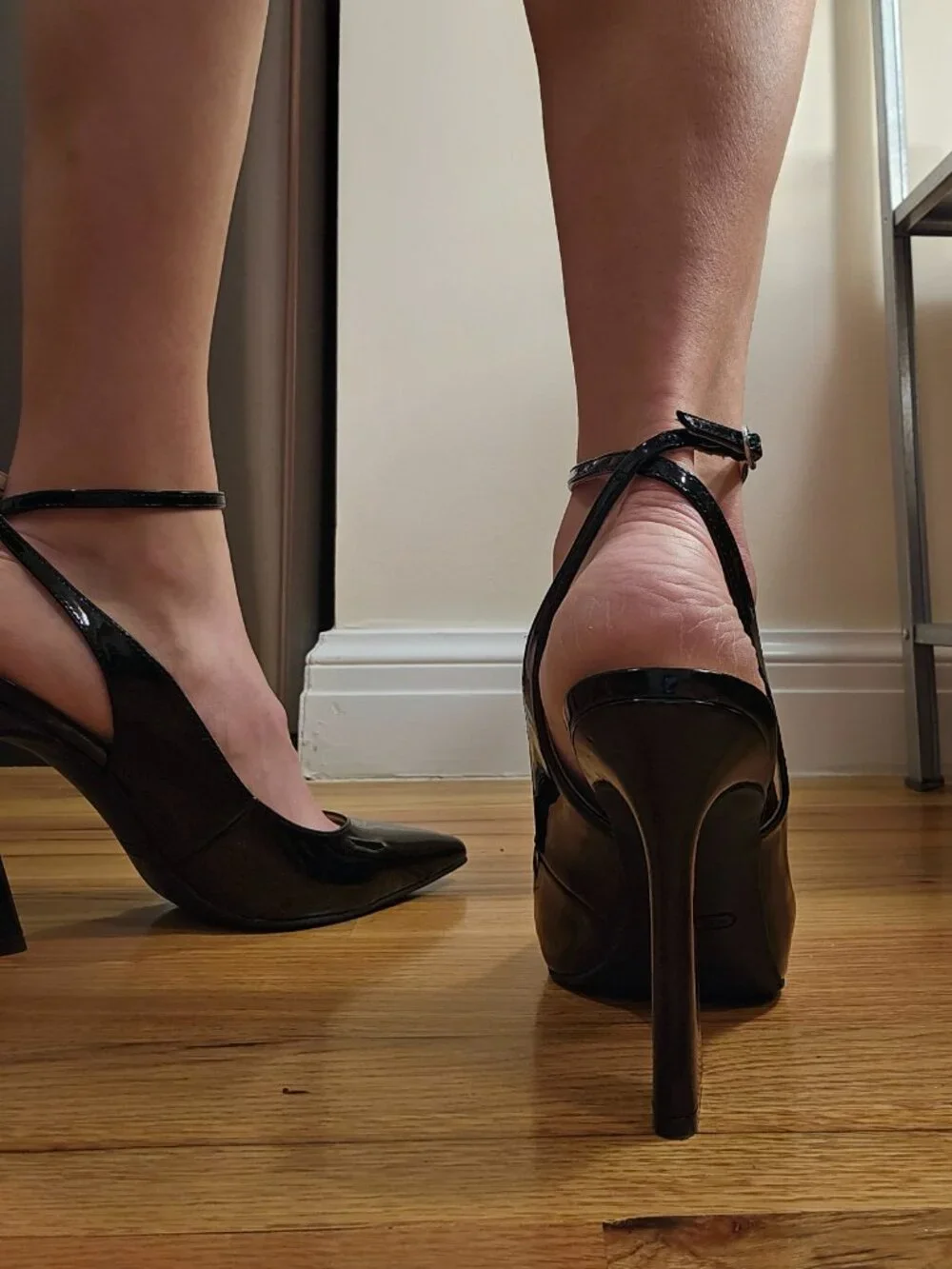 Nine West Black Patent Leather Stiletto Size 10